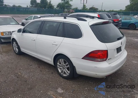 2014 Volkswagen Jetta Tdi z USA, uszkodzony, nr VIN 3VWPL7AJ1EM610321